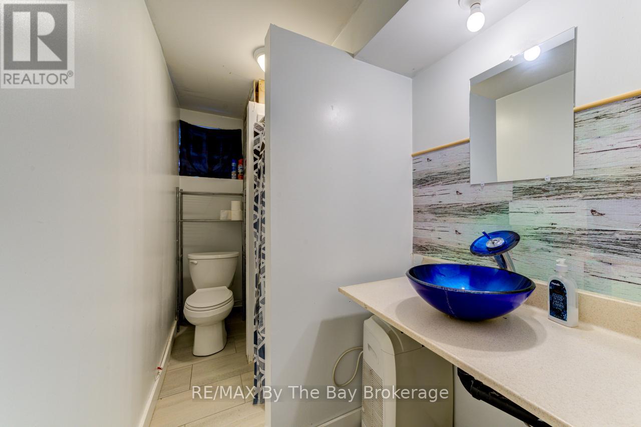 Photo 27 of 701 River Road E, Wasaga Beach ON