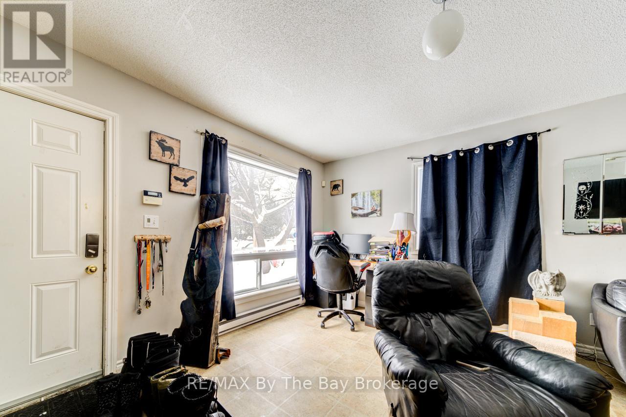 Photo 3 of 701 River Road E, Wasaga Beach ON