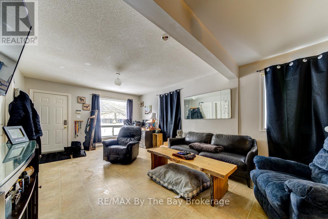 Photo 7 of 701 River Road E, Wasaga Beach ON