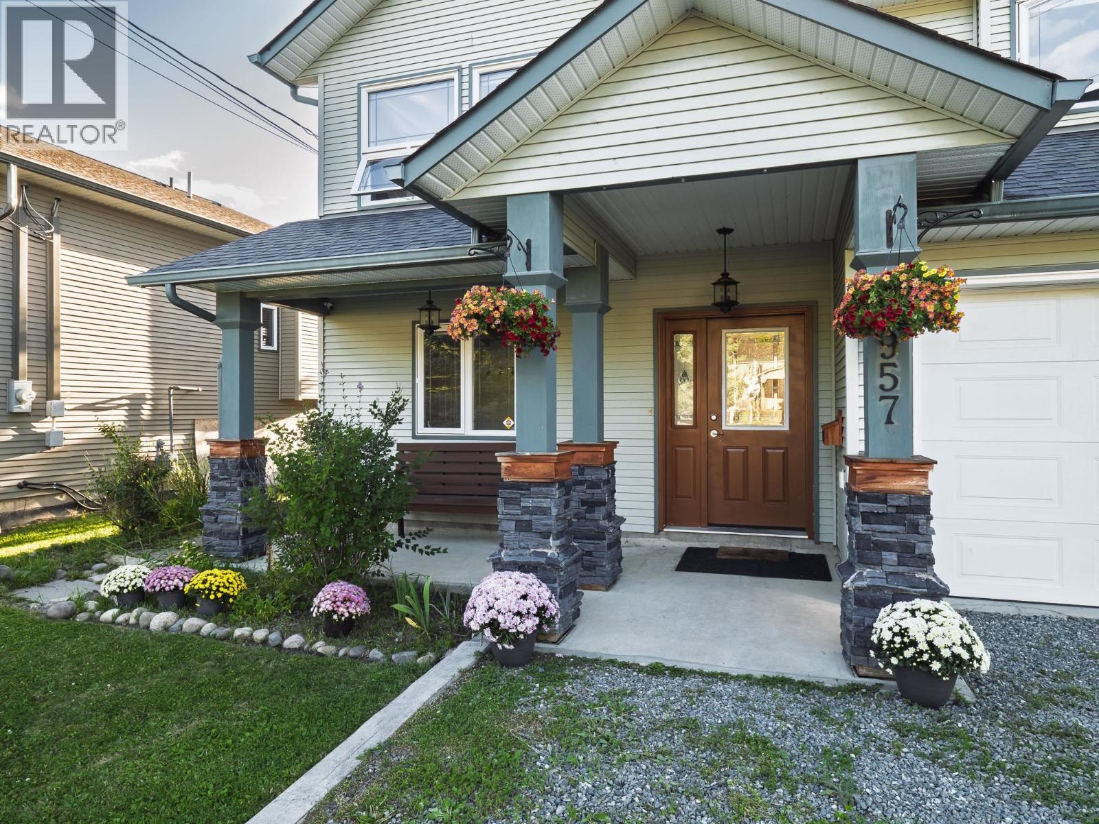 Photo 2 of 1957 E Bittner Road, Prince George BC