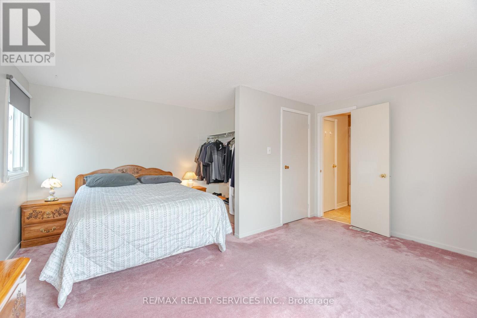 Photo 23 of 12 Sparklett Crescent, Brampton ON