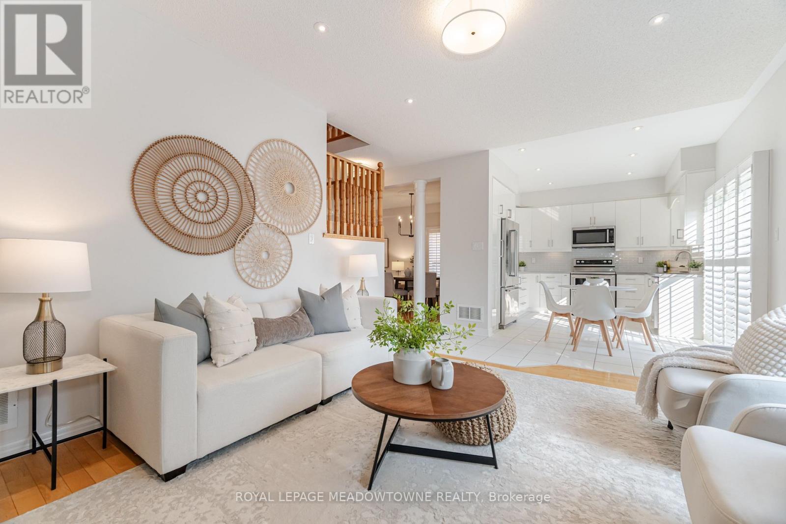 Photo 16 of 6520 Western Skies Way, Mississauga ON