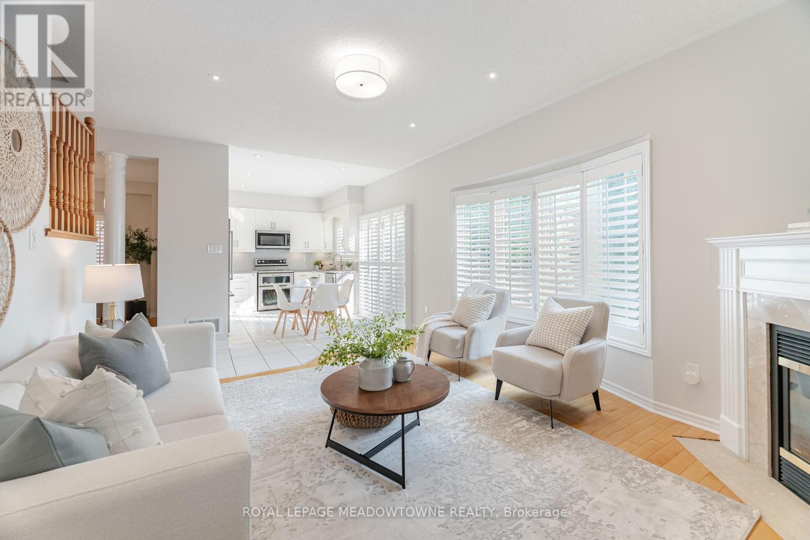 Photo 17 of 6520 Western Skies Way, Mississauga ON