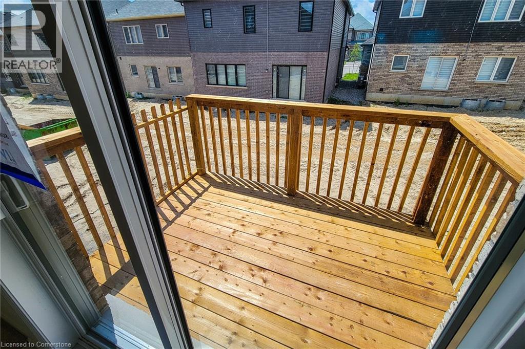 Photo 15 of 52 E George Brier Drive E Unit Upper Level, Paris ON
