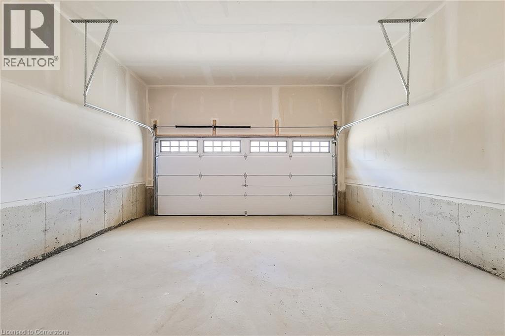 Photo 22 of 52 E George Brier Drive E Unit Upper Level, Paris ON