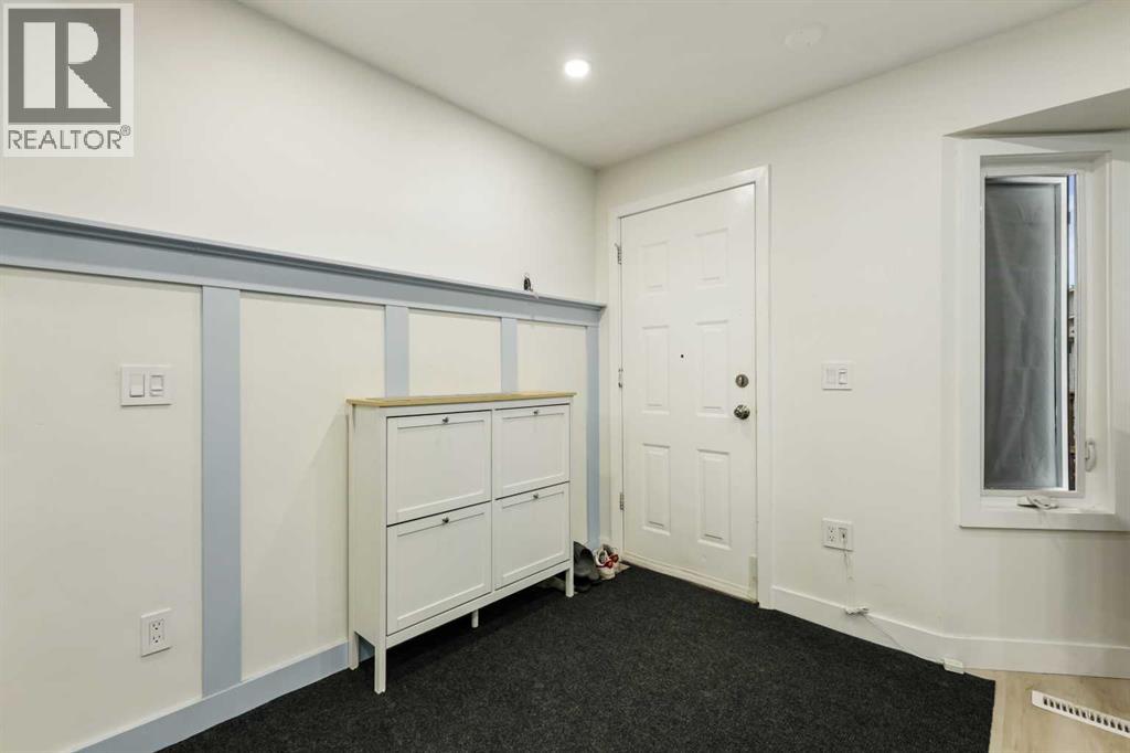 Single Family House for Sale in  Falshire Terrace NE Falconridge Calgary 