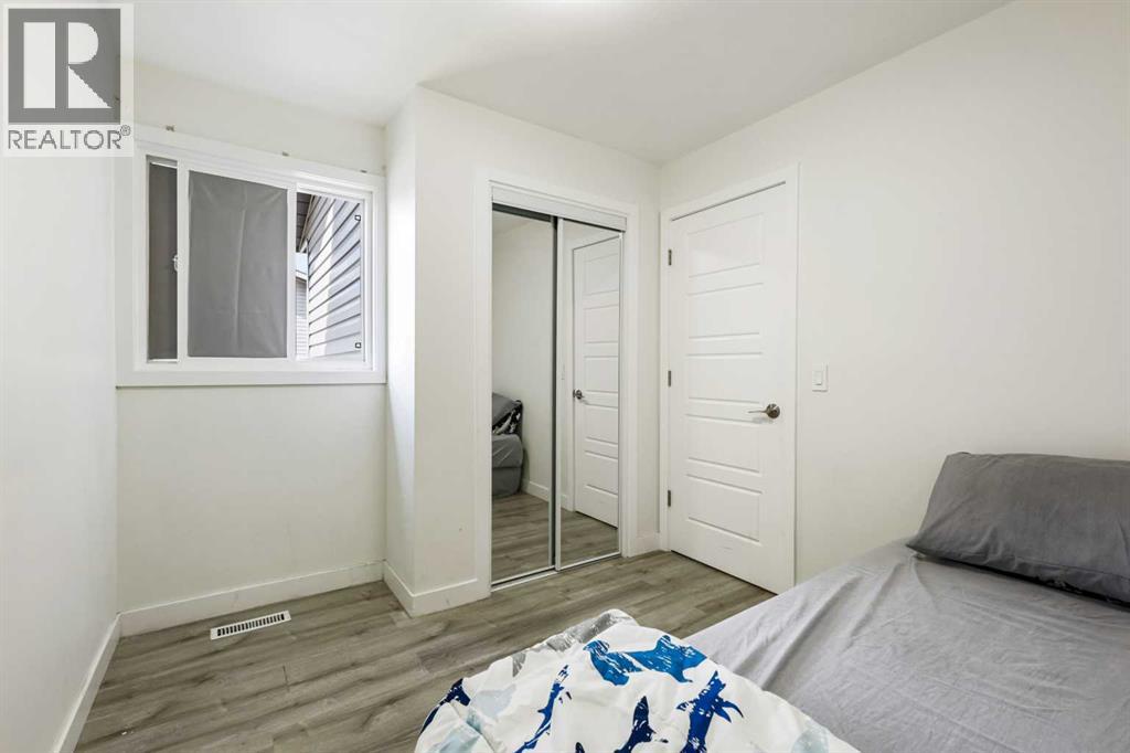 Single Family House for Sale in  Falshire Terrace NE Falconridge Calgary 