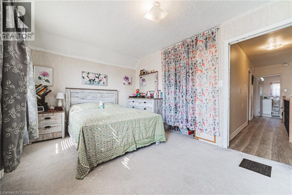 Photo 12 of 64 Kinrade Avenue, Hamilton ON