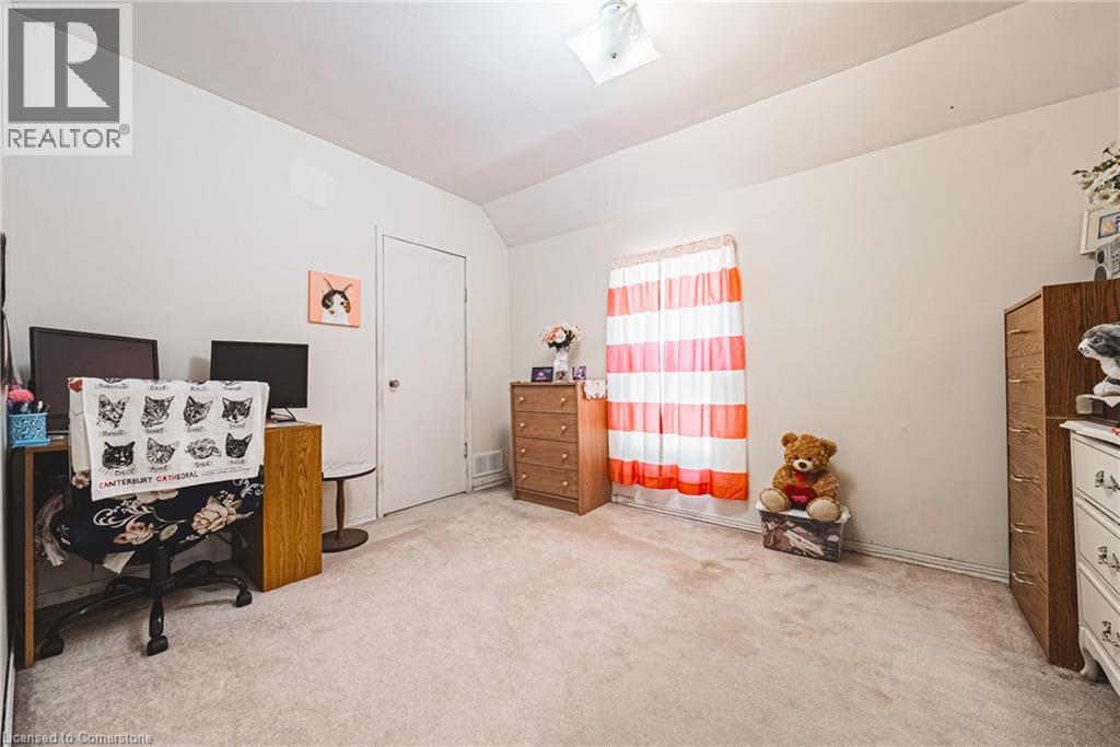 Photo 13 of 64 Kinrade Avenue, Hamilton ON