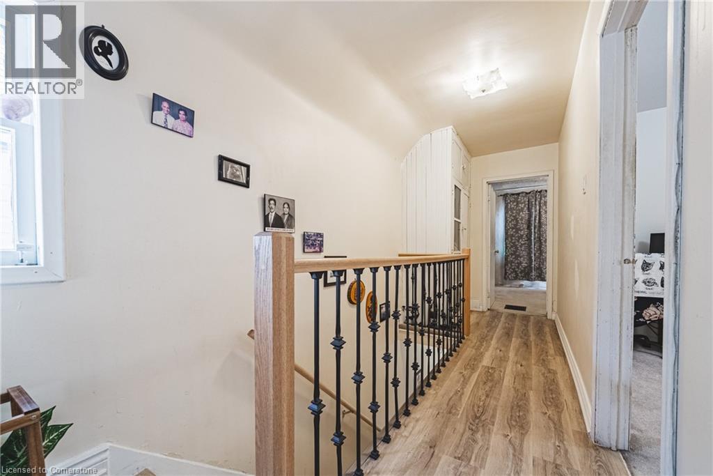 Photo 10 of 64 Kinrade Avenue, Hamilton ON