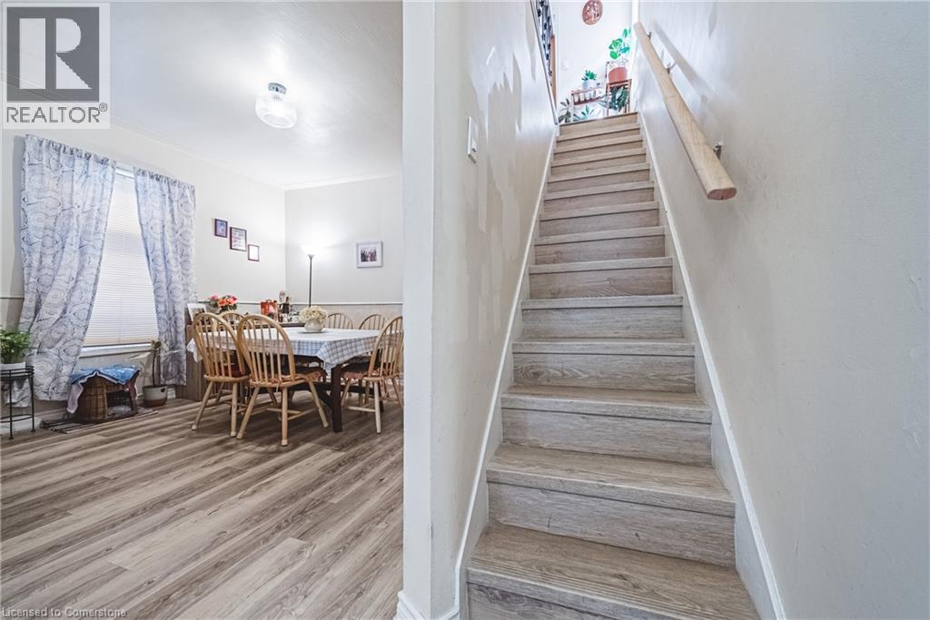 Photo 2 of 64 Kinrade Avenue, Hamilton ON