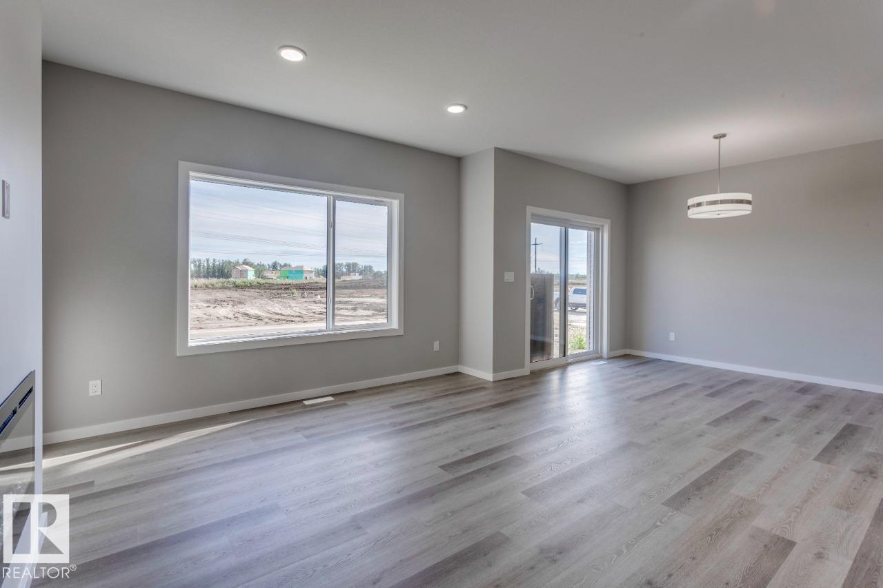 Photo 14 of 2369 Egret Wy Nw, Edmonton AB