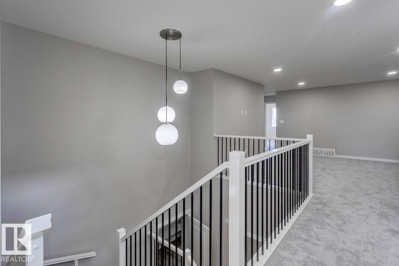 Photo 27 of 2369 Egret Wy Nw, Edmonton AB