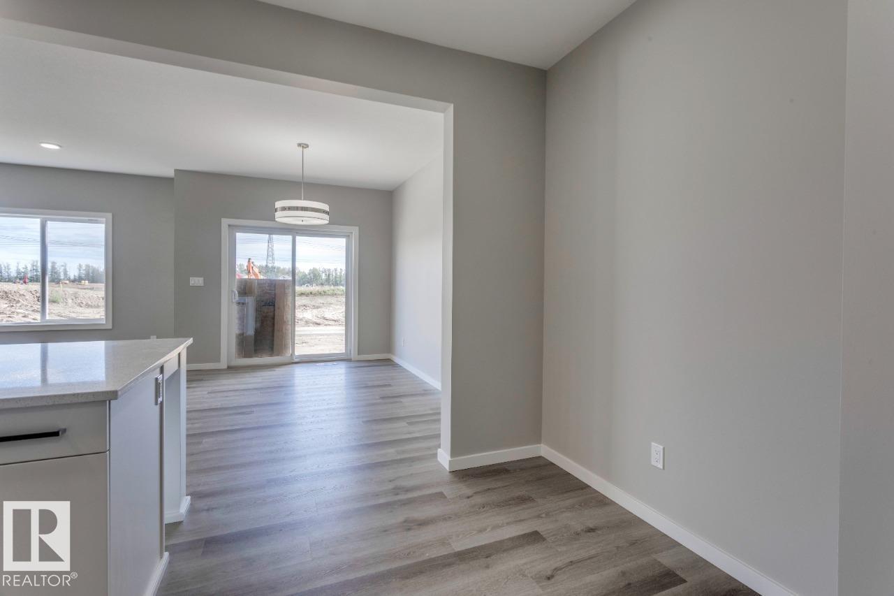Photo 7 of 2369 Egret Wy Nw, Edmonton AB