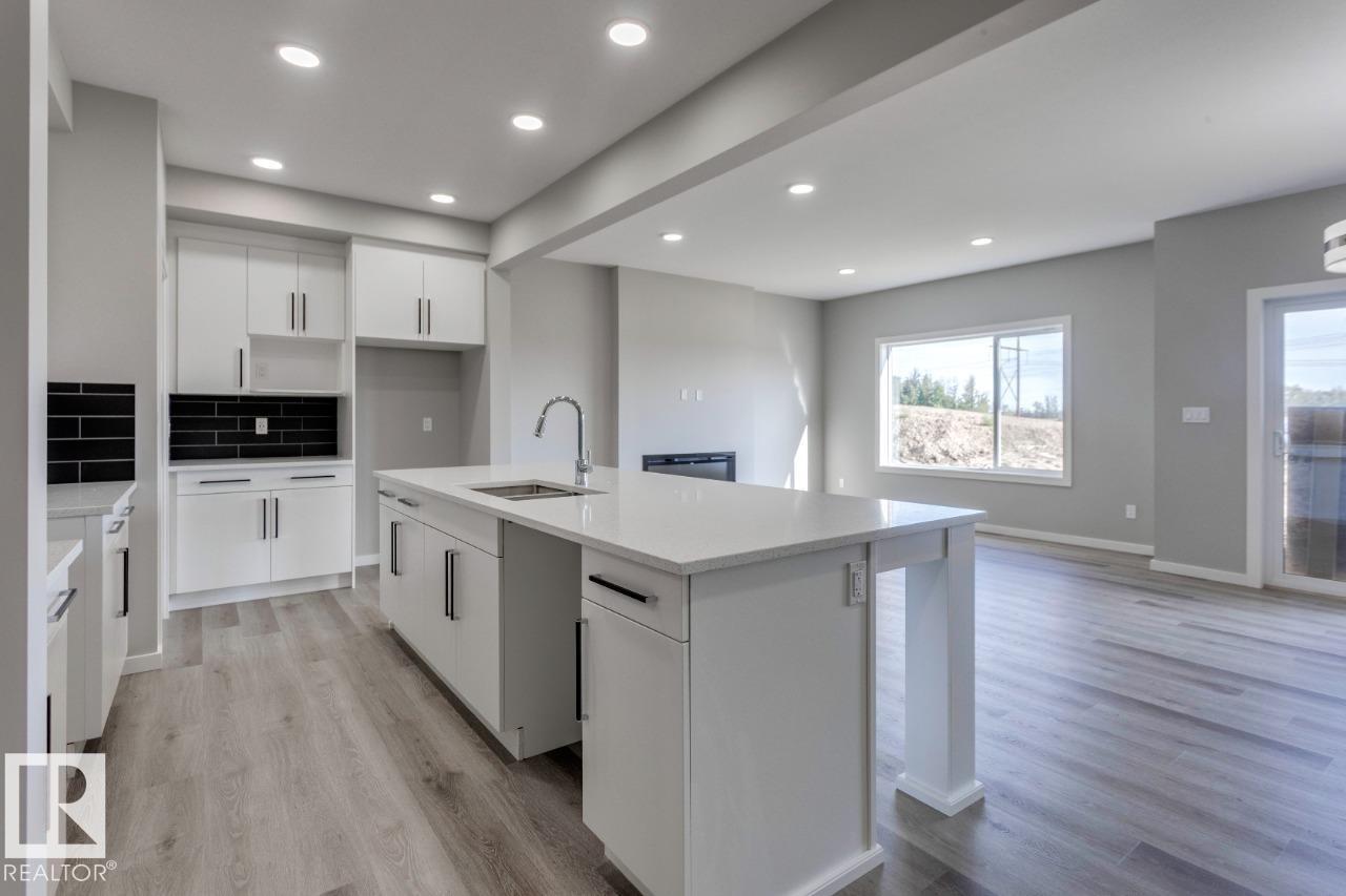 Photo 8 of 2369 Egret Wy Nw, Edmonton AB