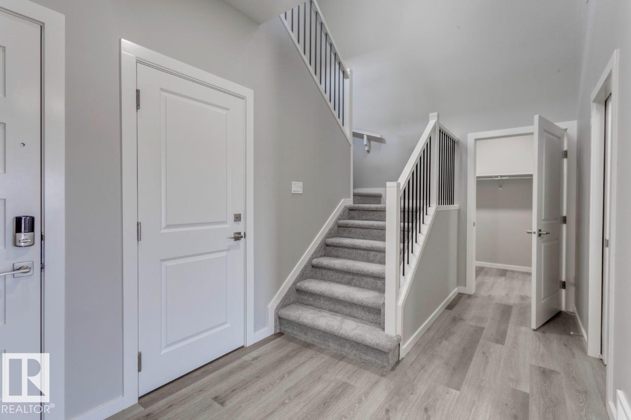 Photo 6 of 2369 Egret Wy Nw, Edmonton AB