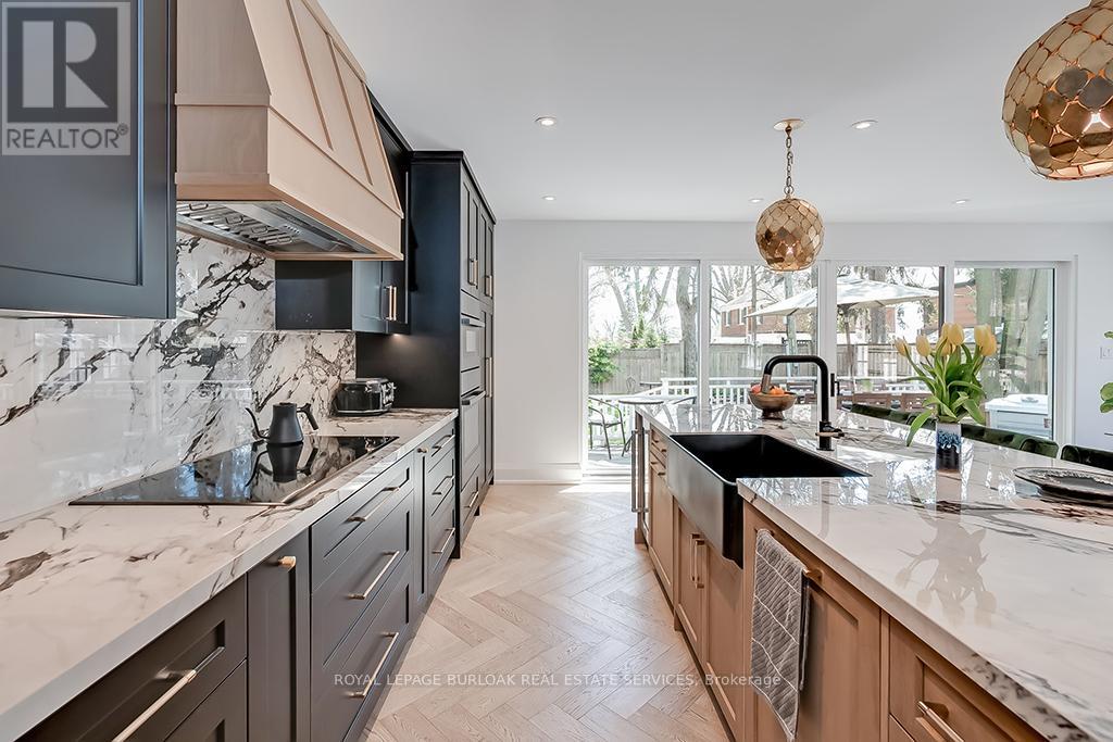 Photo 13 of 1060 Mohawk Road, Burlington ON