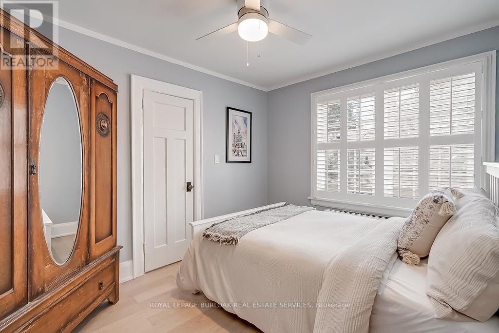 Photo 24 of 1060 Mohawk Road, Burlington ON