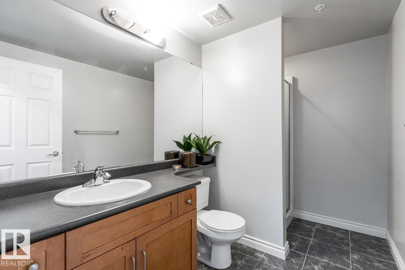 Photo 18 of 402 9020 Jasper Av Nw, Edmonton AB