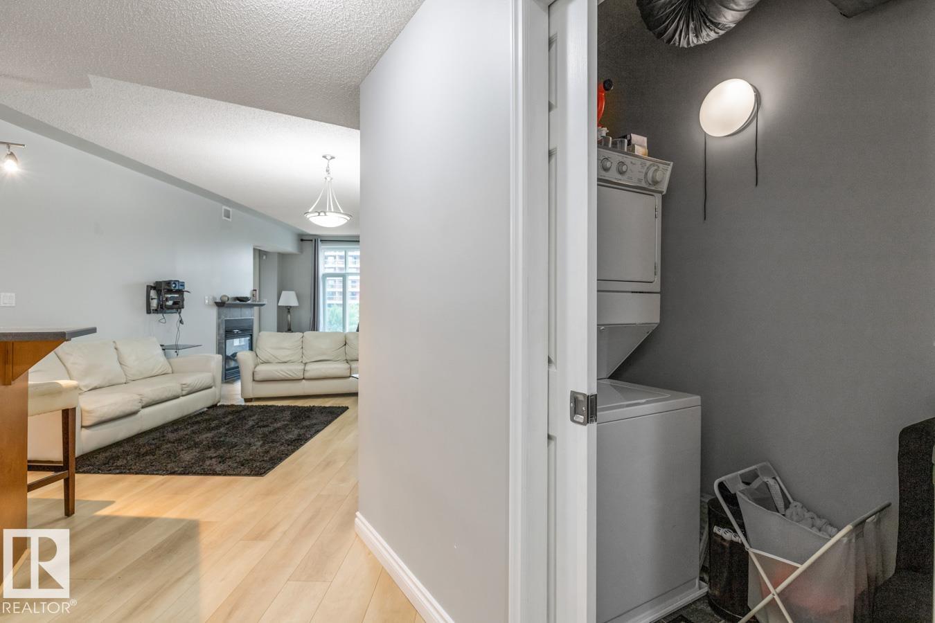 Photo 19 of 402 9020 Jasper Av Nw, Edmonton AB