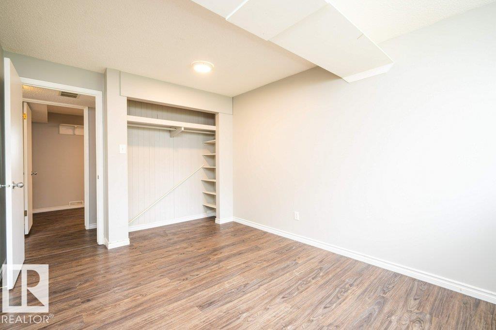 Photo 18 of 502 Lee Ridge Rd Nw, Edmonton AB