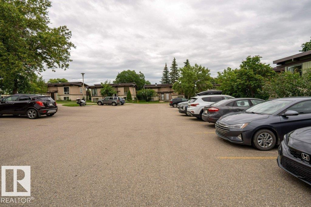 Photo 23 of 502 Lee Ridge Rd Nw, Edmonton AB