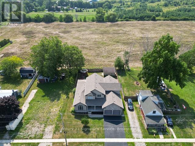 Photo 37 of 23 College Avenue, Norfolk ON