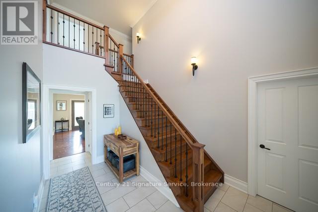 Photo 38 of 23 College Avenue, Norfolk ON