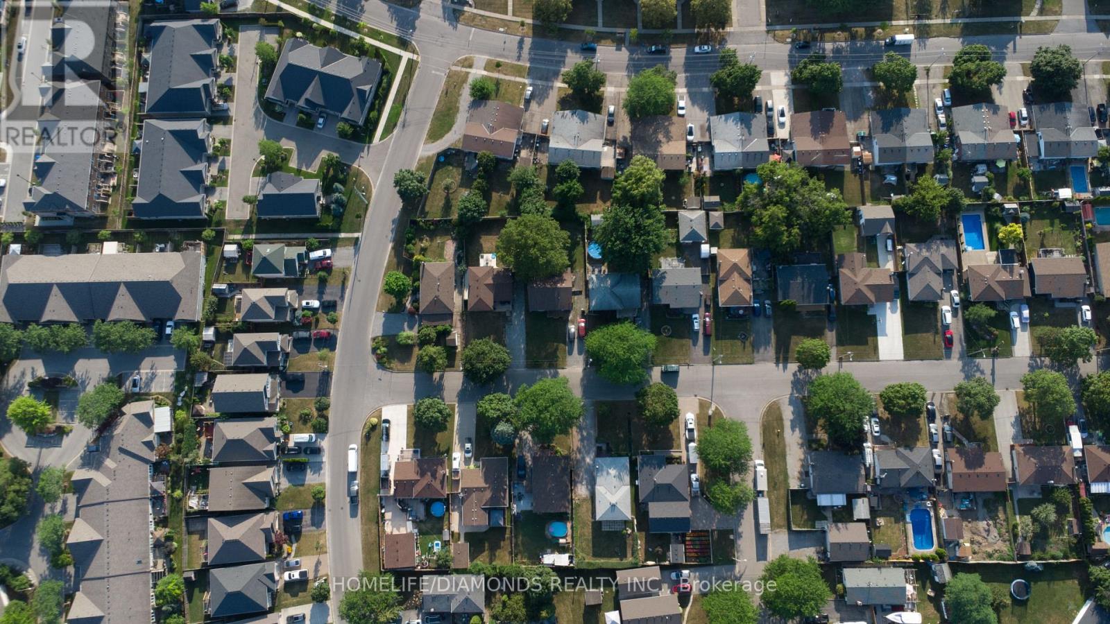 Photo 43 of 8 Huntley Crescent, St Catharines ON
