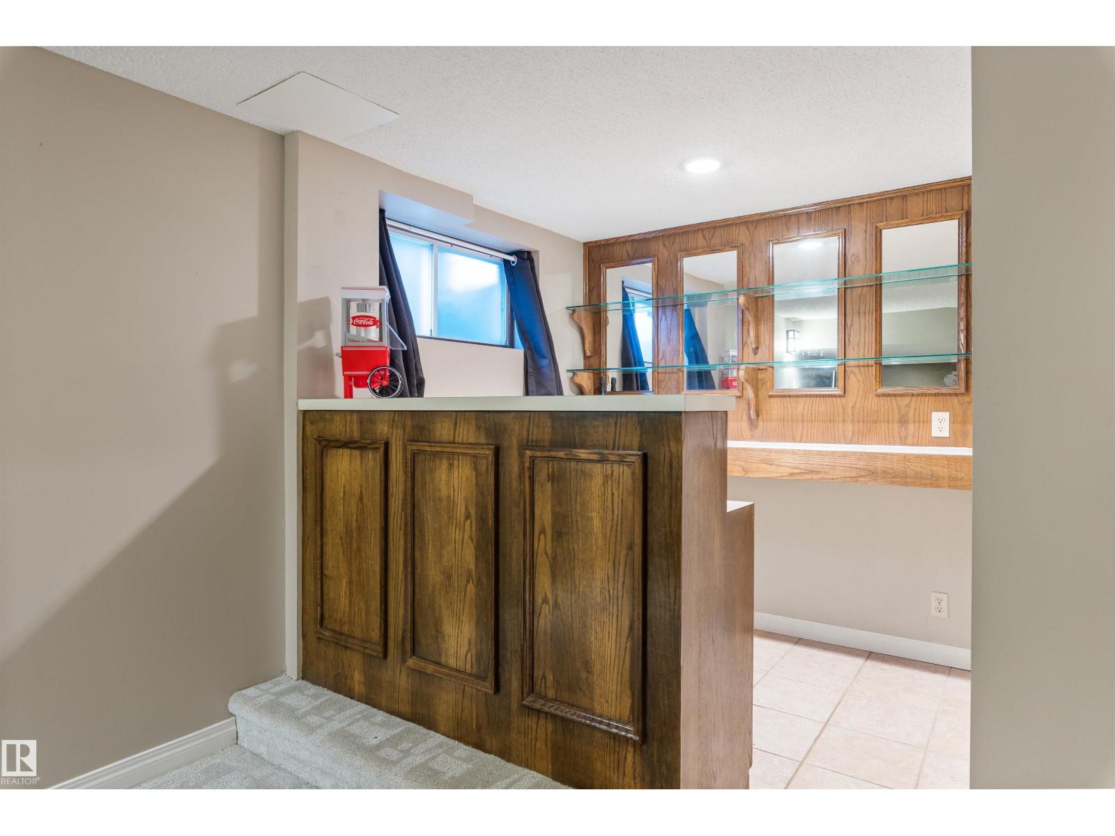 Photo 42 of 81 Langholm Dr, St Albert AB