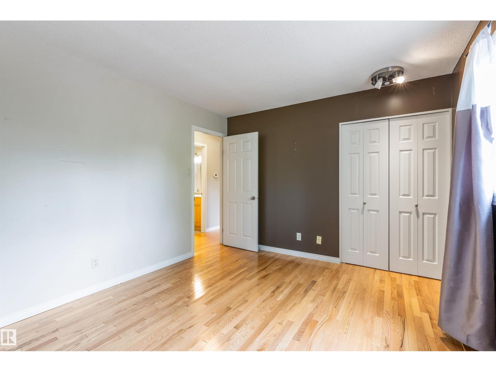 Photo 34 of 81 Langholm Dr, St Albert AB