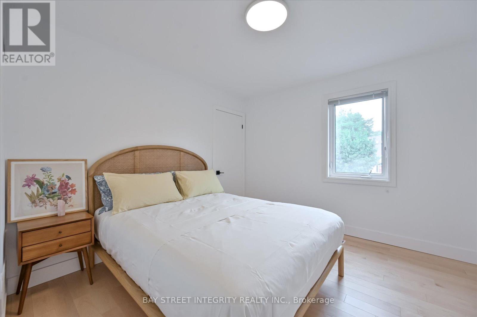 Photo 26 of 197 Garden Avenue, Richmond Hill ON