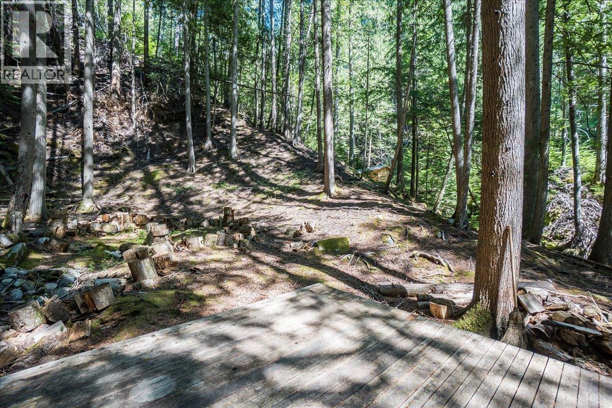 Photo 31 of 5631 Longbeach Road, Nelson BC