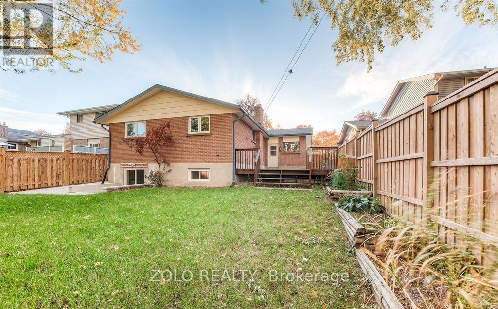 Photo 15 of Upper 15 Nathaniel Crescent, Kitchener ON