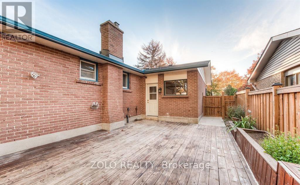Photo 13 of Upper 15 Nathaniel Crescent, Kitchener ON