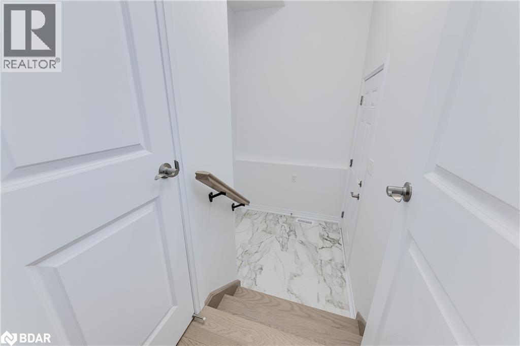 Photo 18 of 54 Sagewood Avenue, Barrie ON