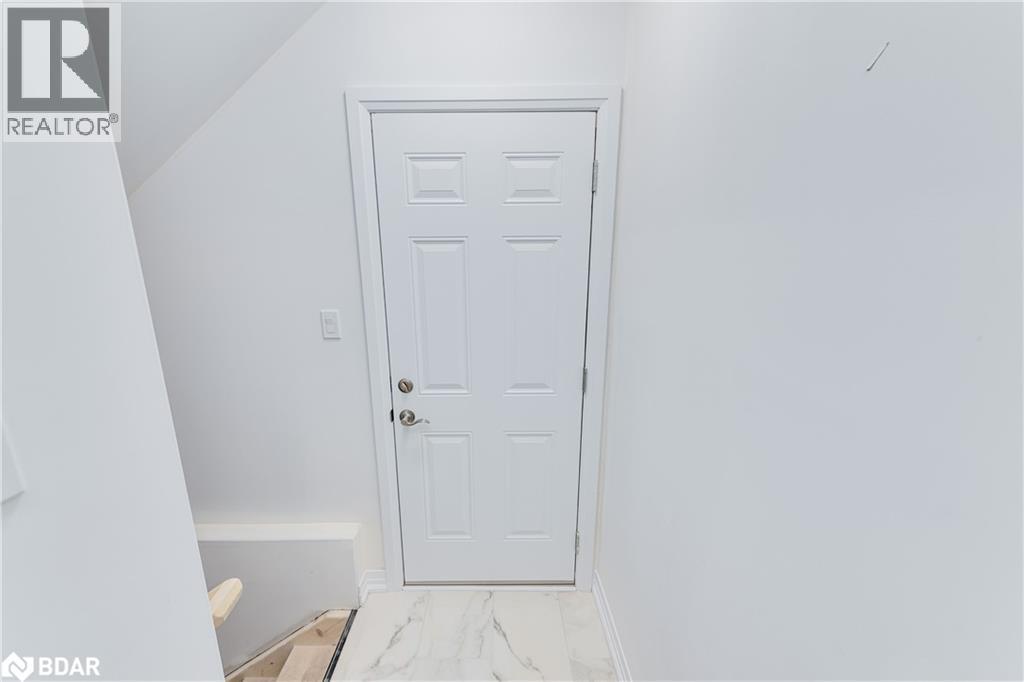 Photo 20 of 54 Sagewood Avenue, Barrie ON