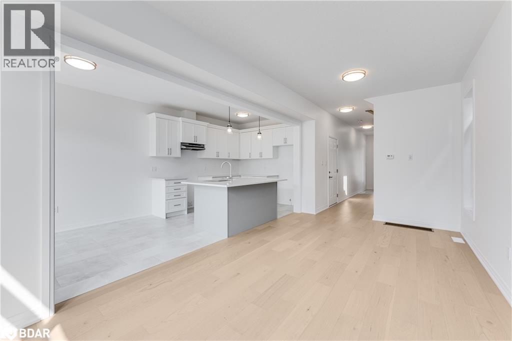 Photo 10 of 58 Sagewood Avenue, Barrie ON