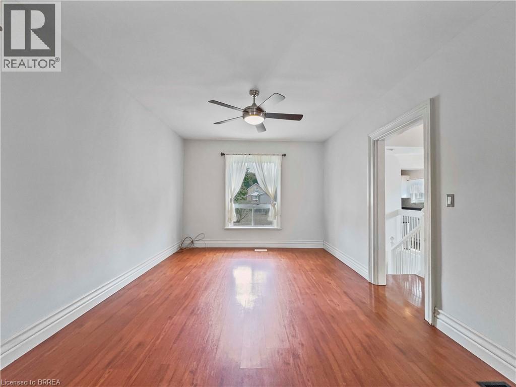 Photo 9 of 86 Arthur Street, Brantford ON