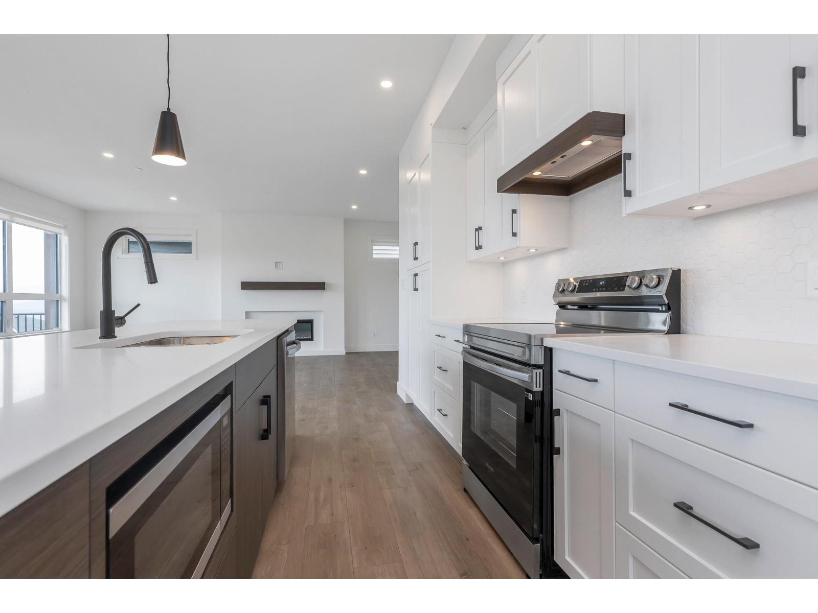 Photo 9 of 47180 Sylvan Drive Promontory, Chilliwack BC