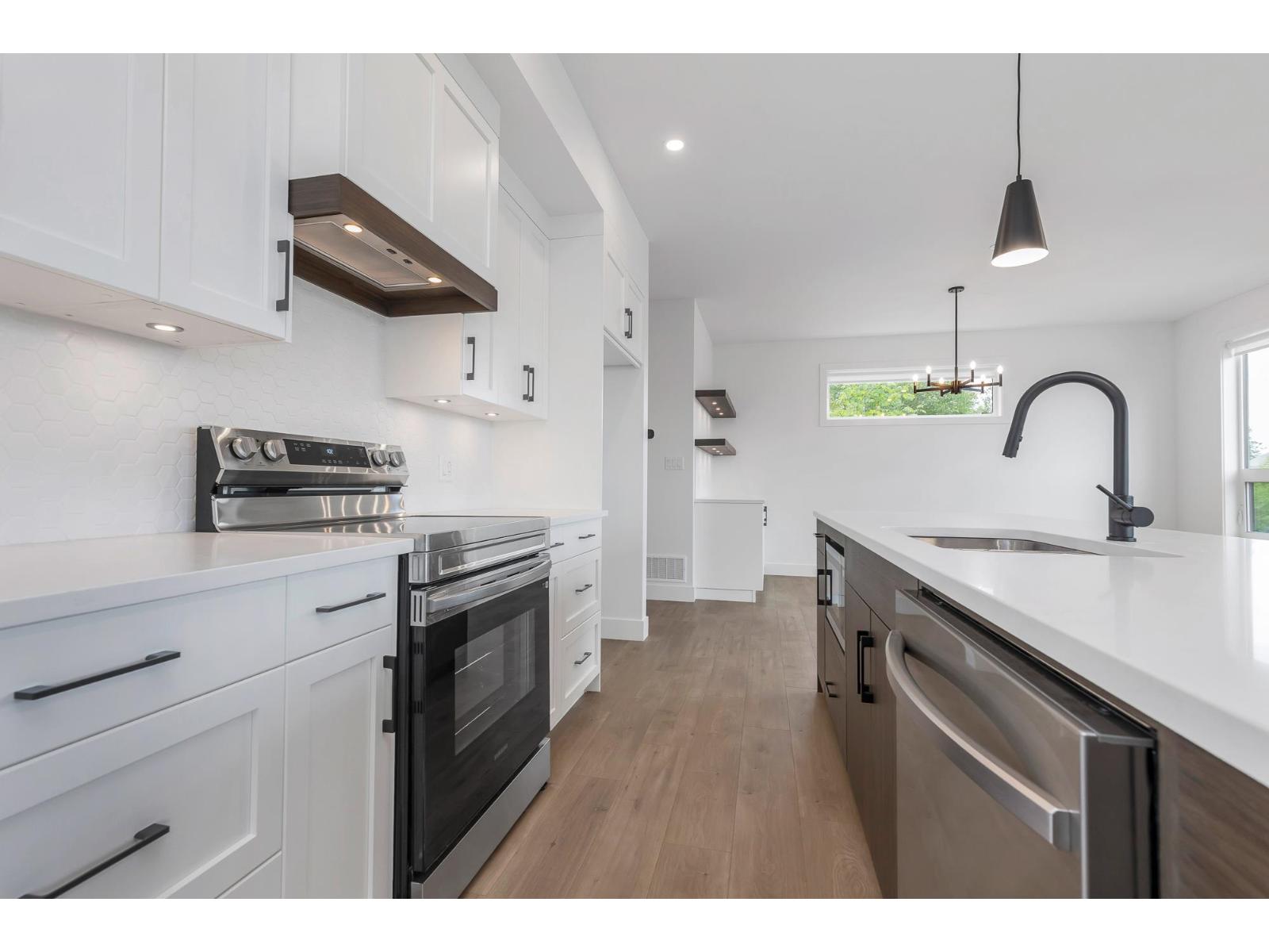 Photo 11 of 47180 Sylvan Drive Promontory, Chilliwack BC