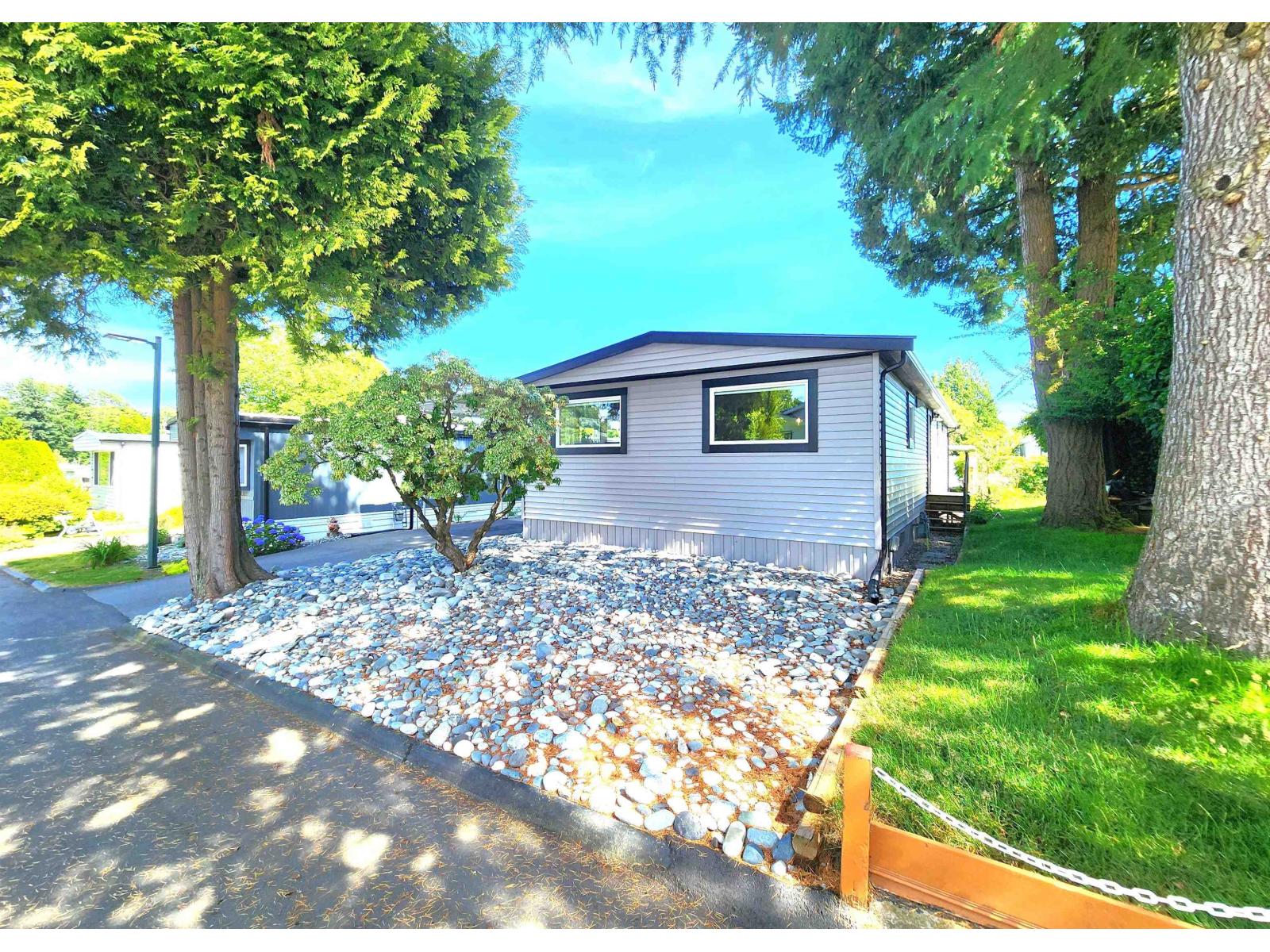 Photo 38 of 51 1840 160 Street, Surrey BC