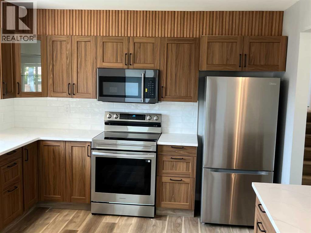 Photo 5 of 71 Fyffe Road Se, Calgary AB