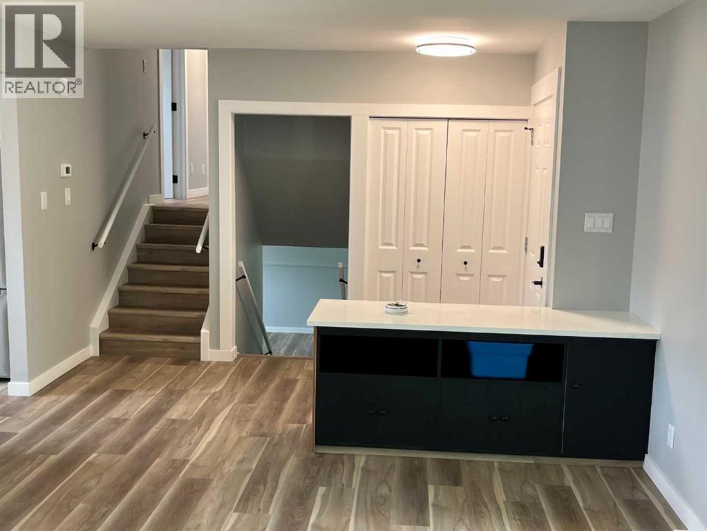 Photo 9 of 71 Fyffe Road Se, Calgary AB