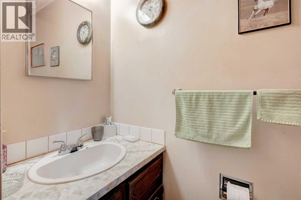 Single Family House for Sale in   Whitnel Court NE Whitehorn Calgary 