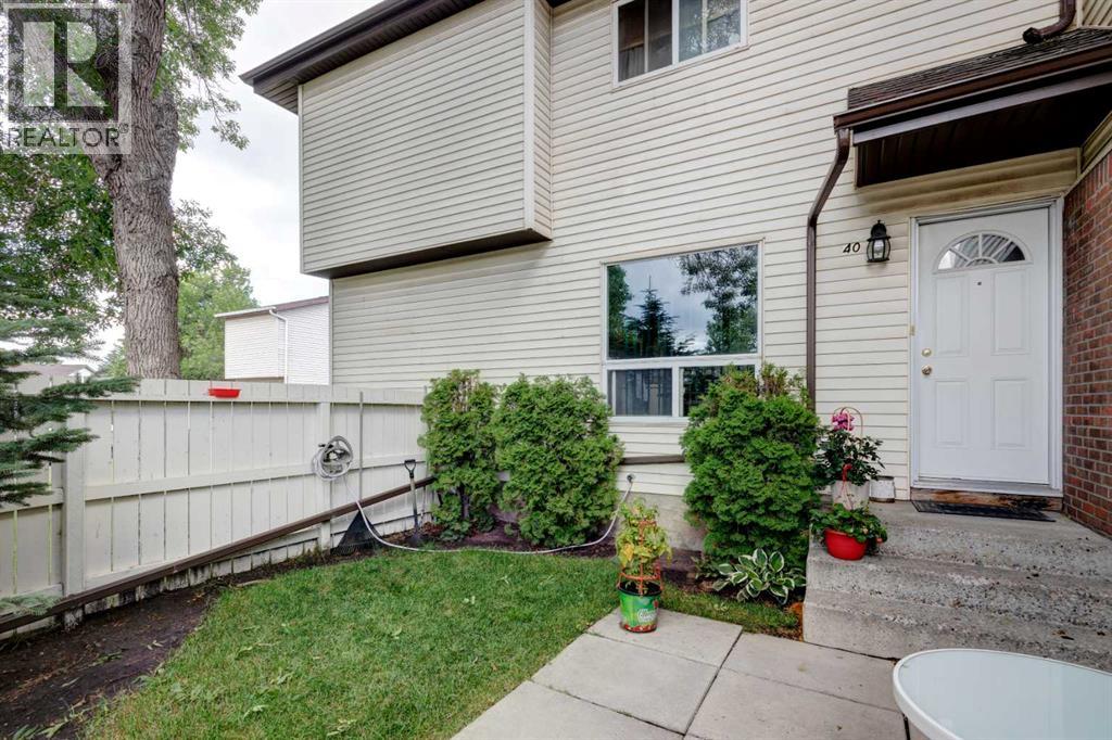 Single Family House for Sale in   Whitnel Court NE Whitehorn Calgary 
