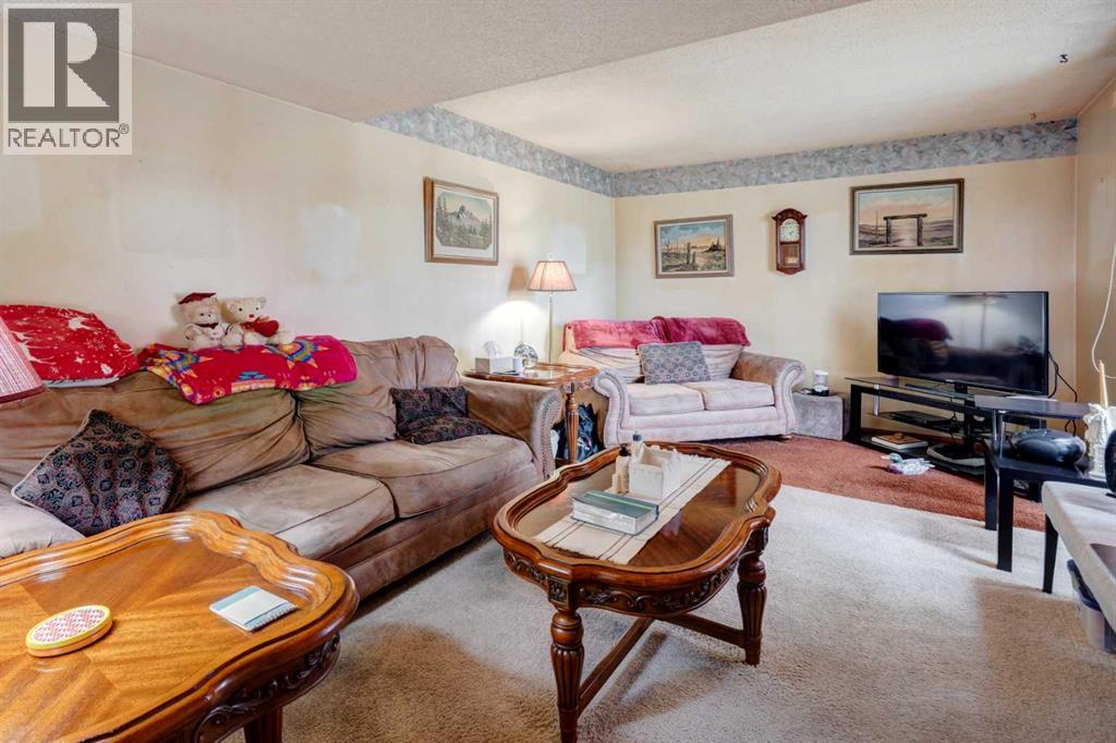 Single Family House for Sale in   Whitnel Court NE Whitehorn Calgary 
