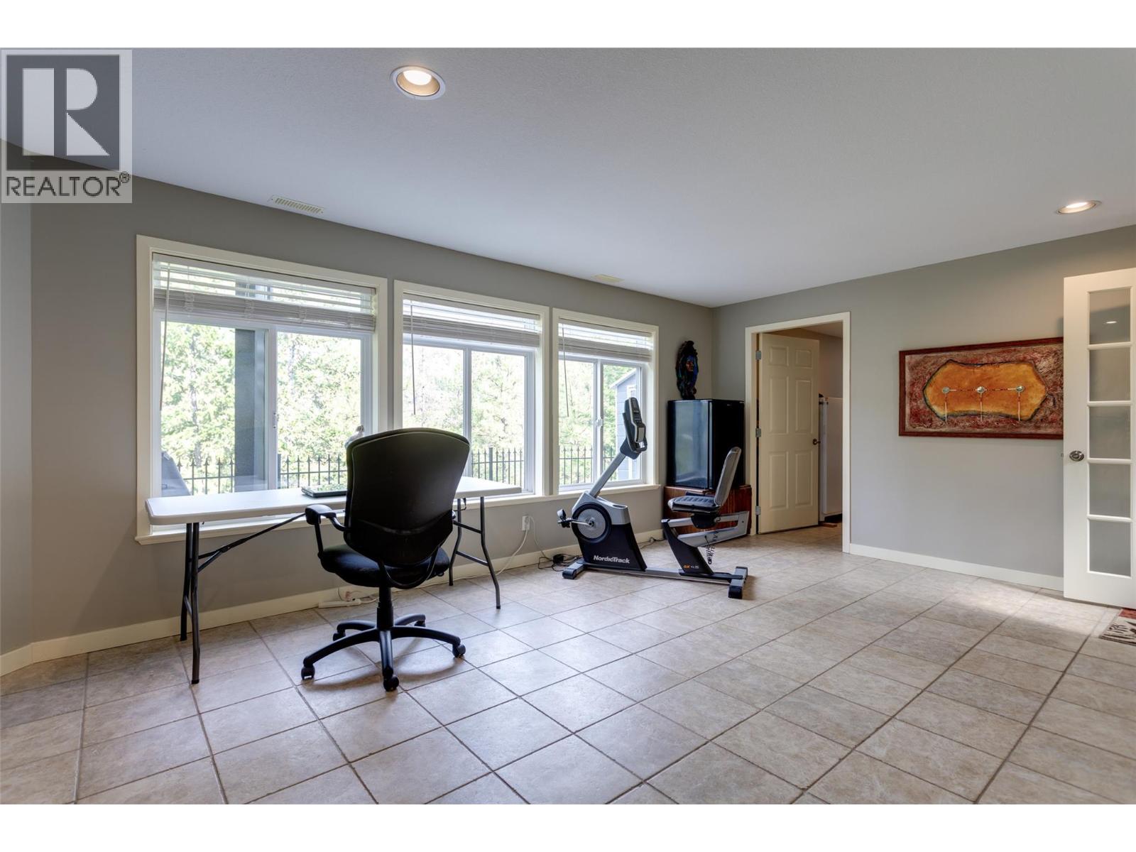  2233 Helgason Drive, West Kelowna