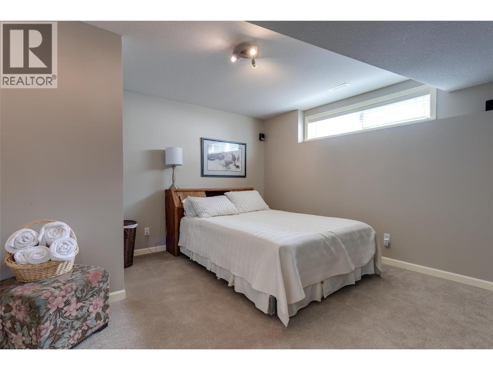 2233 Helgason Drive, West Kelowna