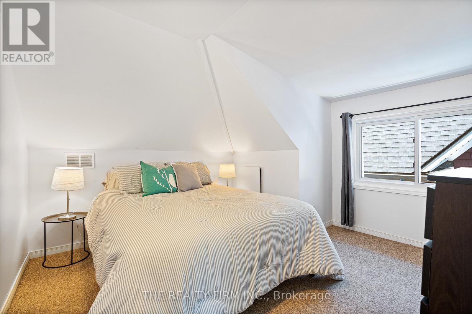 Photo 18 of 46 Belfast Road S, Fort Erie ON